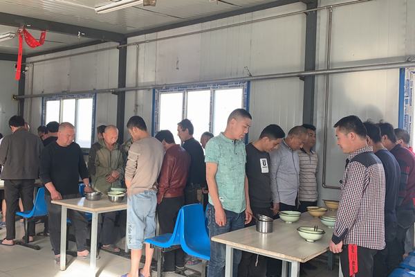 陜煤建設礦建二公司小保當第三項目部：用光盤行動悼念國之脊梁