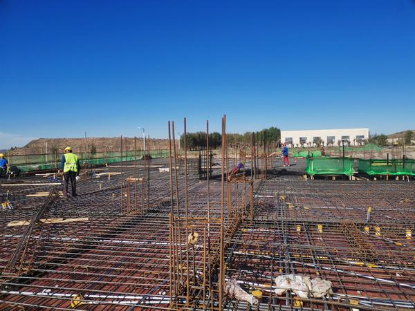 陜煤建設(shè)韓城分公司土建九項目部演繹24小時施工奮戰(zhàn)奏鳴曲