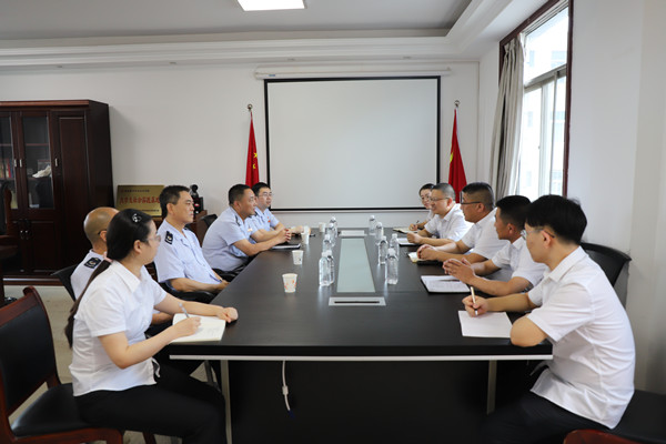 漢中市稅務(wù)局第二稽查局來陜煤建設(shè)漢中分公司走訪座談