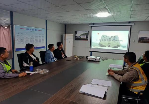 陜煤建設銅煤公司第三項目部召開“銘記歷史,勿忘國恥 紀念九一八事變90周年”專題學習會