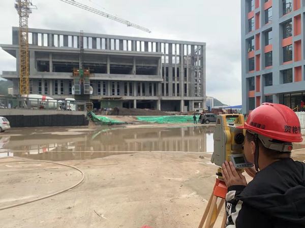 “國慶節(jié)”，他們在施工一線這樣過