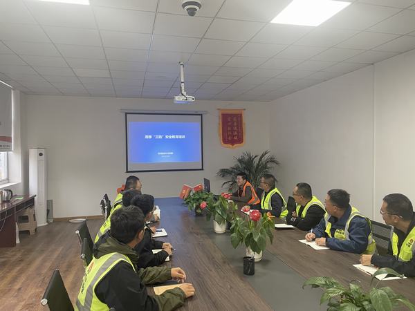 陜煤建設(shè)榆林市科創(chuàng)新城市政一期工程N1項目做好雨季“三防”工作