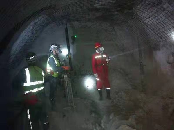 陜煤建設礦建二公司:“白+黑”檢查全面鋪開讓安全隱患無所遁形