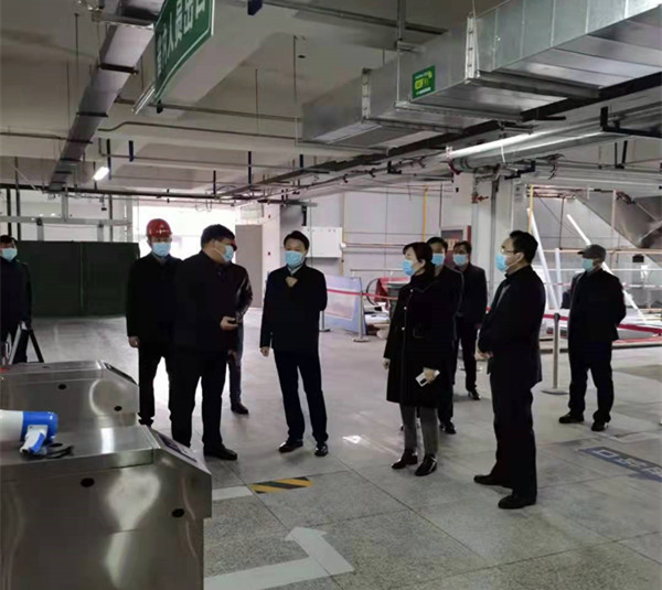 彬州市市長陳加寶、副市長張虹一行蒞臨銀西高鐵彬州東站前廣場項目指導(dǎo)工作