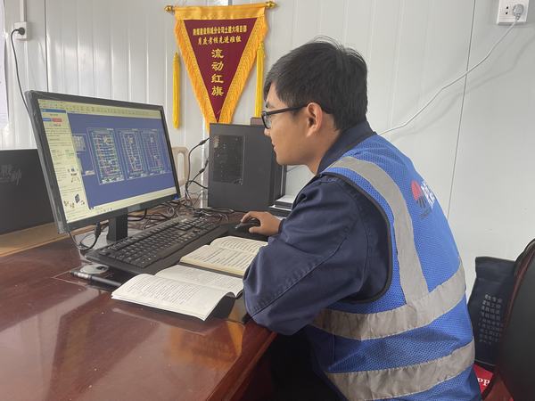 勞動競賽 看他們亮出“最美一面”