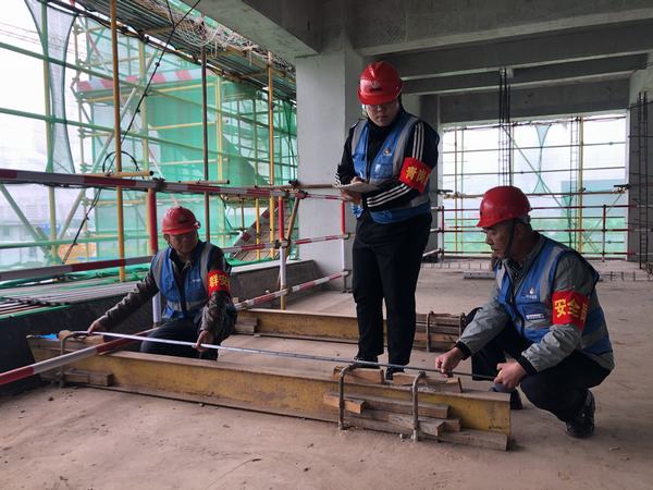 陜煤建設韓城分公司土建十一項目部：冬施安全攻堅，情暖施工一線