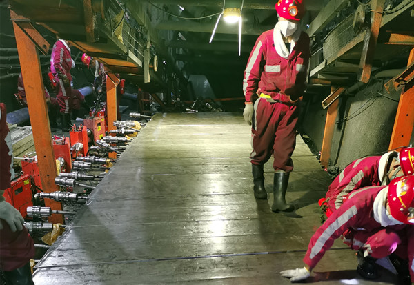 陜煤建設(shè)機電安裝公司曹家灘項目部圓滿完成大檢修任務(wù)