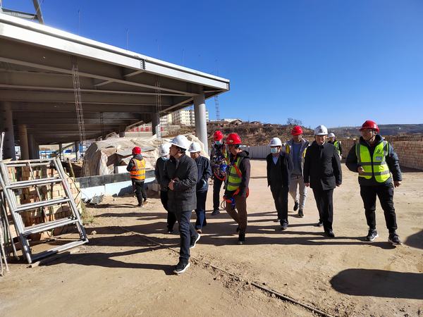 司正林深入銅煤公司王石凹游客服務中心項目檢查指導工作