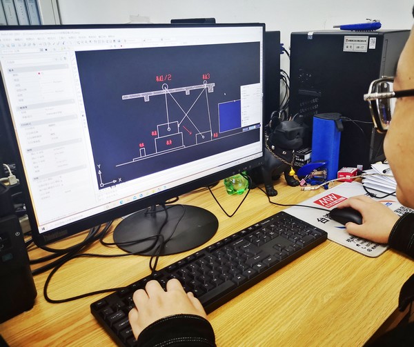 陜煤建設洗選煤運營公司左權洗煤廠項目部:更換篩籃趕生產 安全質量兩手抓