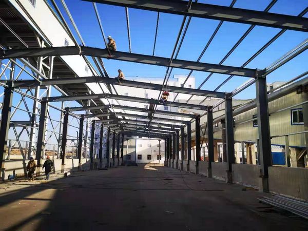 陜煤建設天工土建二部針對冬季施工“三管齊下” 確保施工安全高效