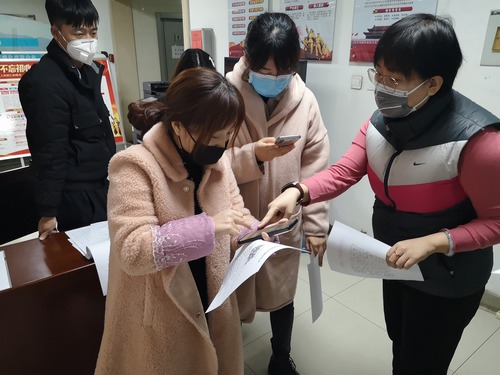 陜煤建設路橋分公司黨團聯手,筑好防疫“兩道墻”