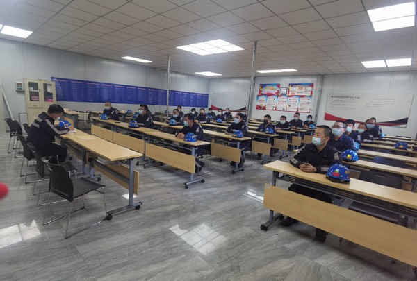 陜煤建設洗選煤運營公司紅柳林洗煤廠項目部：提振士氣鼓干勁 凝心聚力謀新篇