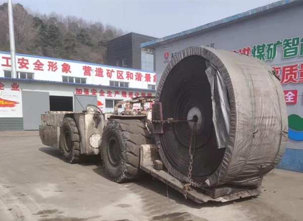 陜煤建設機電安裝公司建莊項目部檢修正當時