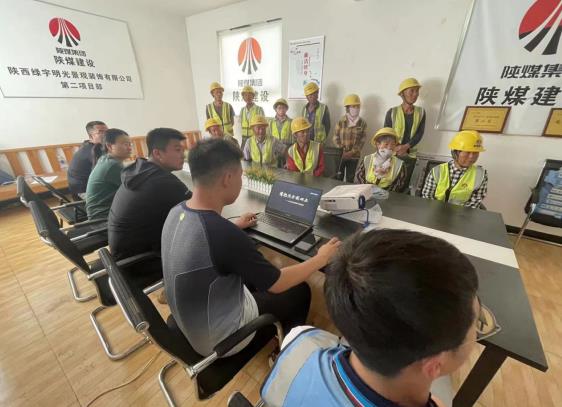 陜煤建設綠宇公司:普及職業病防治 “為健康添彩”