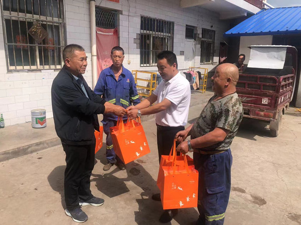 陜煤建設(shè)咸陽(yáng)分公司安裝項(xiàng)目部：濃濃中秋情，慰問(wèn)暖人心