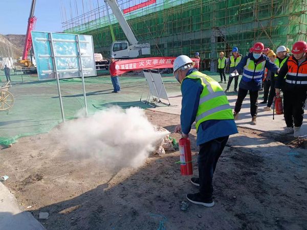 陜煤建設天工公司基層項目部施工現場消防安全演練正當時