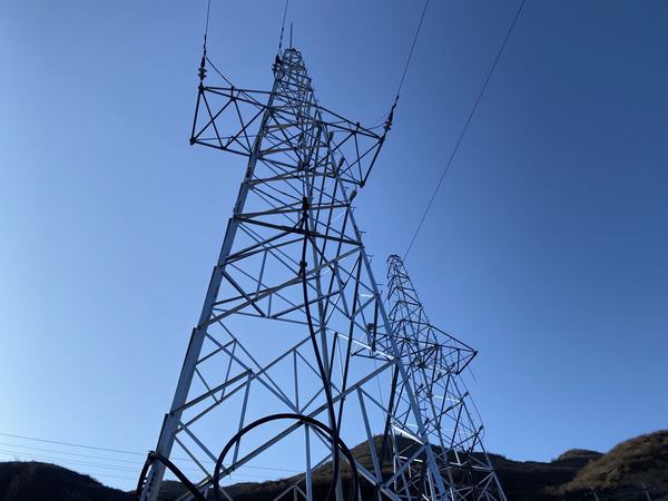 陜煤建設設計研究院:南主扇137號線路改道及毛石墻護坡基礎加固工程順利通過竣工驗收