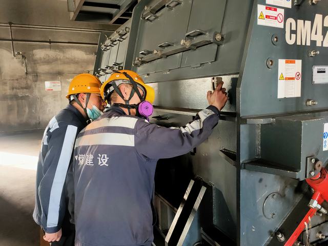 陜煤建設洗選煤運營公司神渭首端運營項目部：把好“年關”，站好崗