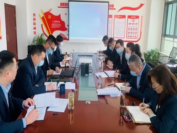 陜煤建設綠宇公司：三強化讓農民工告別：憂“酬”煩“薪”