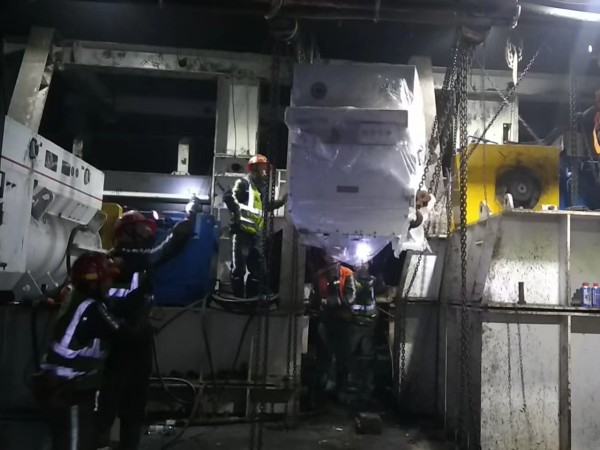 陜煤建設機電安裝公司提前2天完成小保當煤礦帶式輸送機工程