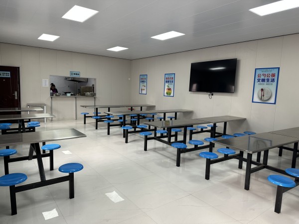 陜煤建設機電安裝公司:翻新“兩堂一舍”溫暖職工心