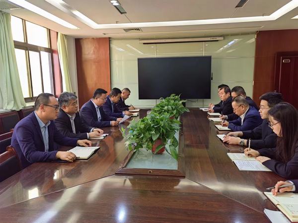 陜煤建設煤礦運營服務分公司召開干部大會