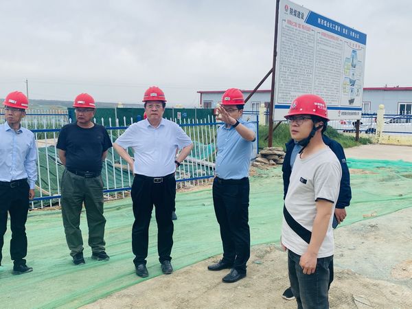 彬長集團黨委書記、董事長白永明蒞臨陜煤建設天工公司施工文家坡礦李家溝風井檢查指導工作