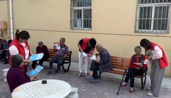 陜煤建設(shè)機(jī)電安裝公司:開展應(yīng)急科普進(jìn)社區(qū)宣傳活動(dòng)