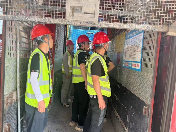 陜煤建設(shè)銅煤公司第九項(xiàng)目部以“安全生產(chǎn)月”活動(dòng)為契機(jī),全面提升項(xiàng)目安全管理水平