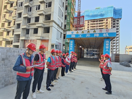 陜煤建設榆林公司第六項目部:戰高溫斗酷暑 奏響夏日生產主旋律