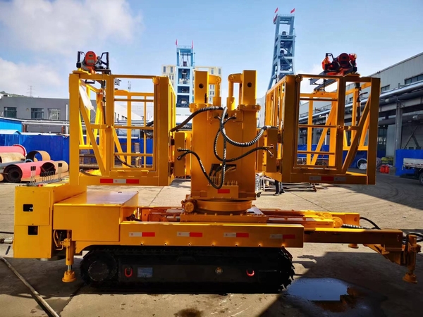 陜煤建設澄合分公司第三安裝項目部成功研制《多功能管路安裝車》