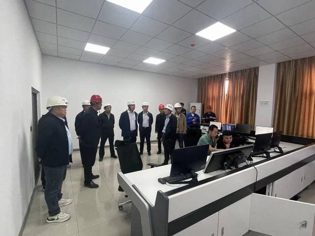 陜煤建設韓城分公司承建的榆陽煤炭物流園區工程順利完成竣工驗收移交