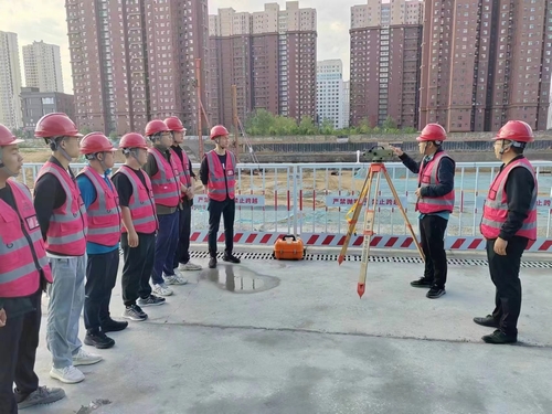 陜煤建設榆林公司第十一項目部:九月金秋日 練兵正當時