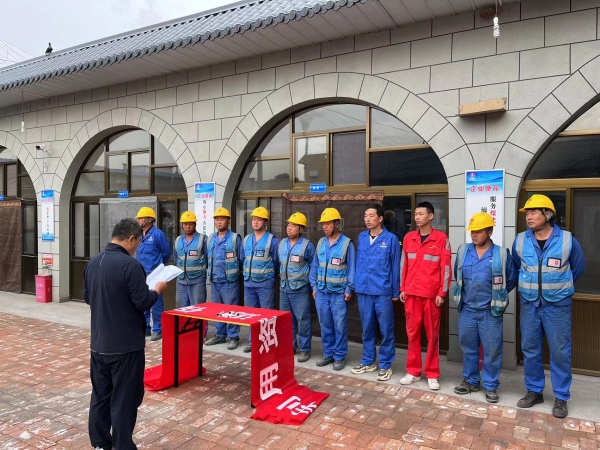 陜煤建設(shè)機(jī)電安裝公司涼水井項(xiàng)目部環(huán)保活動(dòng)在行動(dòng)