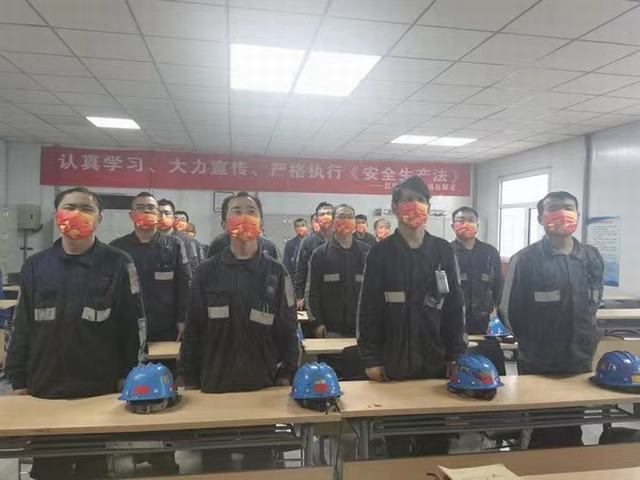 陜煤建設(shè)洗選煤運營公司紅柳林洗煤廠項目部：“中”與“國” 下的黑金護(hù)衛(wèi)