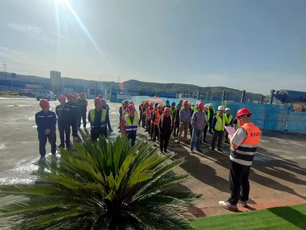 陜煤建設咸陽分公司第八項目部開展高處墜落應急演練