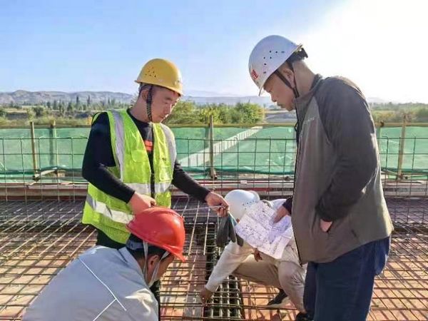 陜煤建設新疆第一項目部:凝心聚力趕工期,追趕超越“拼”成效