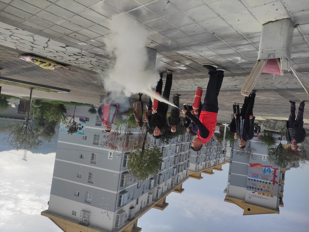 陜煤建設(shè)駐村工作隊(duì)聯(lián)合天池村“兩委”開(kāi)展消防安全知識(shí)教育活動(dòng)