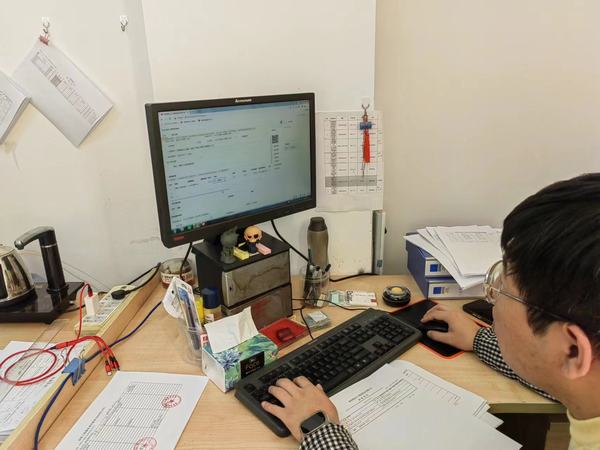 陜煤建設煤礦運營服務分公司：“線下”+“線上”防范財務風險