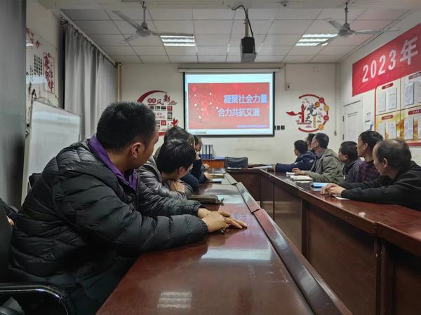 陜煤建設洗選煤運營公司檸條塔運營項目部開展“凝聚社會力量 合力共抗艾滋”主題宣傳活動