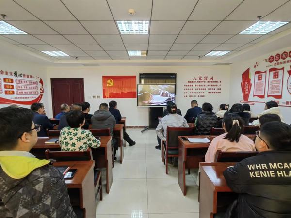 陜煤建設煤礦運營服務分公司:組織觀看黨史學習教育影片《跨過鴨綠江》