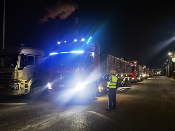 陜煤建設洗選煤運營公司神渭蒲城運營項目部： 在崗位上堅守跨年的他們