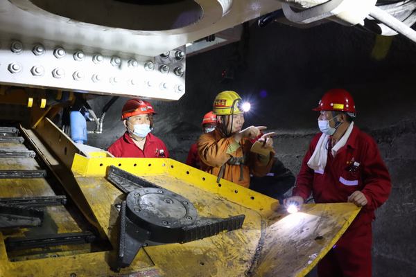 陜煤建設(shè)集團礦建二公司:扎牢生產(chǎn)“安全網(wǎng)”