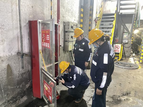 陜煤建設洗選煤運營公司神渭首端運營項目部： 節前項目大檢查  把牢安全生產關