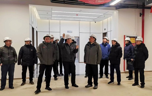 中電科二十所所長一行蒞臨北斗星基增強系統運營服務中心基地建設項目觀摩調研