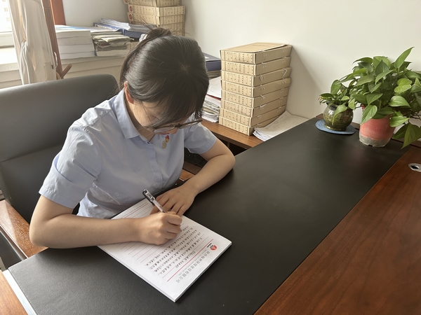 陜煤建設(shè)榆林公司:黨員身邊無隱患 安全生產(chǎn)我?guī)ь^