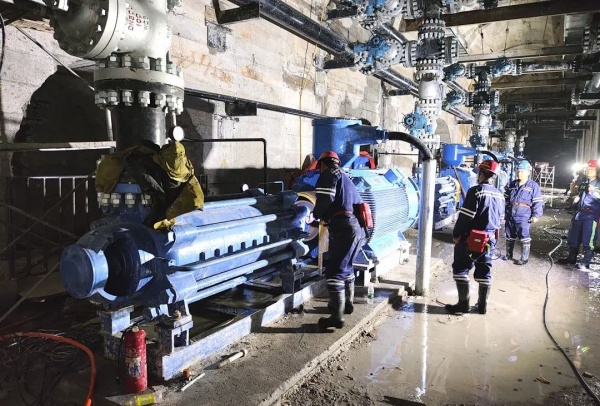 陜煤建設機電安裝公司井下主排水泵房及井下主變電所聯合成功試運轉