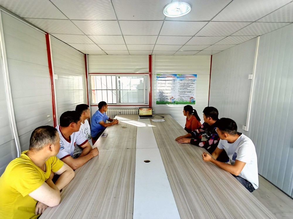 陜煤建設銅煤公司第十三項目部： 答好應試卷，不懼“熱”烤驗