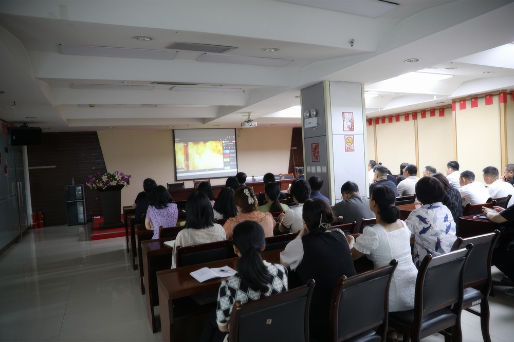 陜煤建設路橋分公司:把“黨建紅”融入“安全藍”,引領融合賦能高質量發展