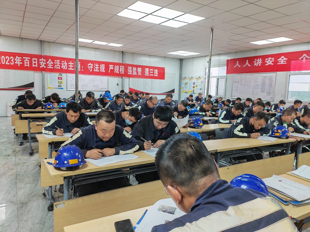 陜煤建設洗選煤運營公司紅柳林洗煤廠項目部： 加強設備管理，筑牢安全基石